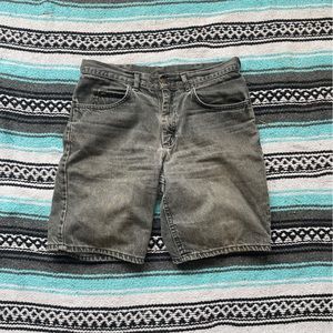 Vintage Lee shorts black denim waist 32